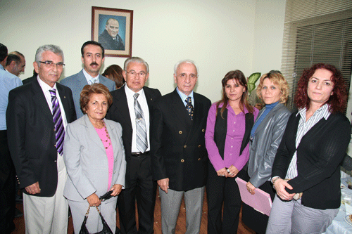 Başkan Kolcuoğlu
Baro Çalışanlarına 
Veda Etti
 - 11